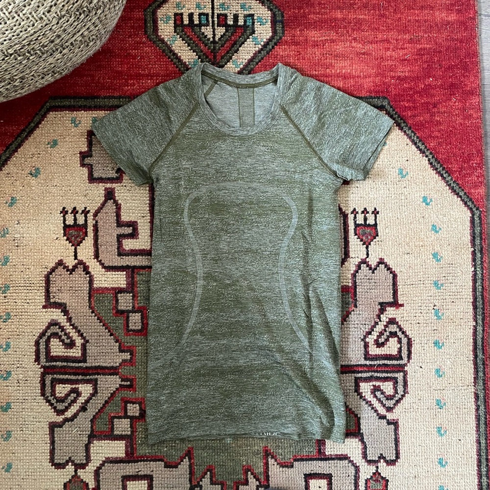 Green Lululemon Swiftly Tech Tee
